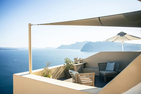 Installer un voile d'ombrage : conseils et astuces pratiques